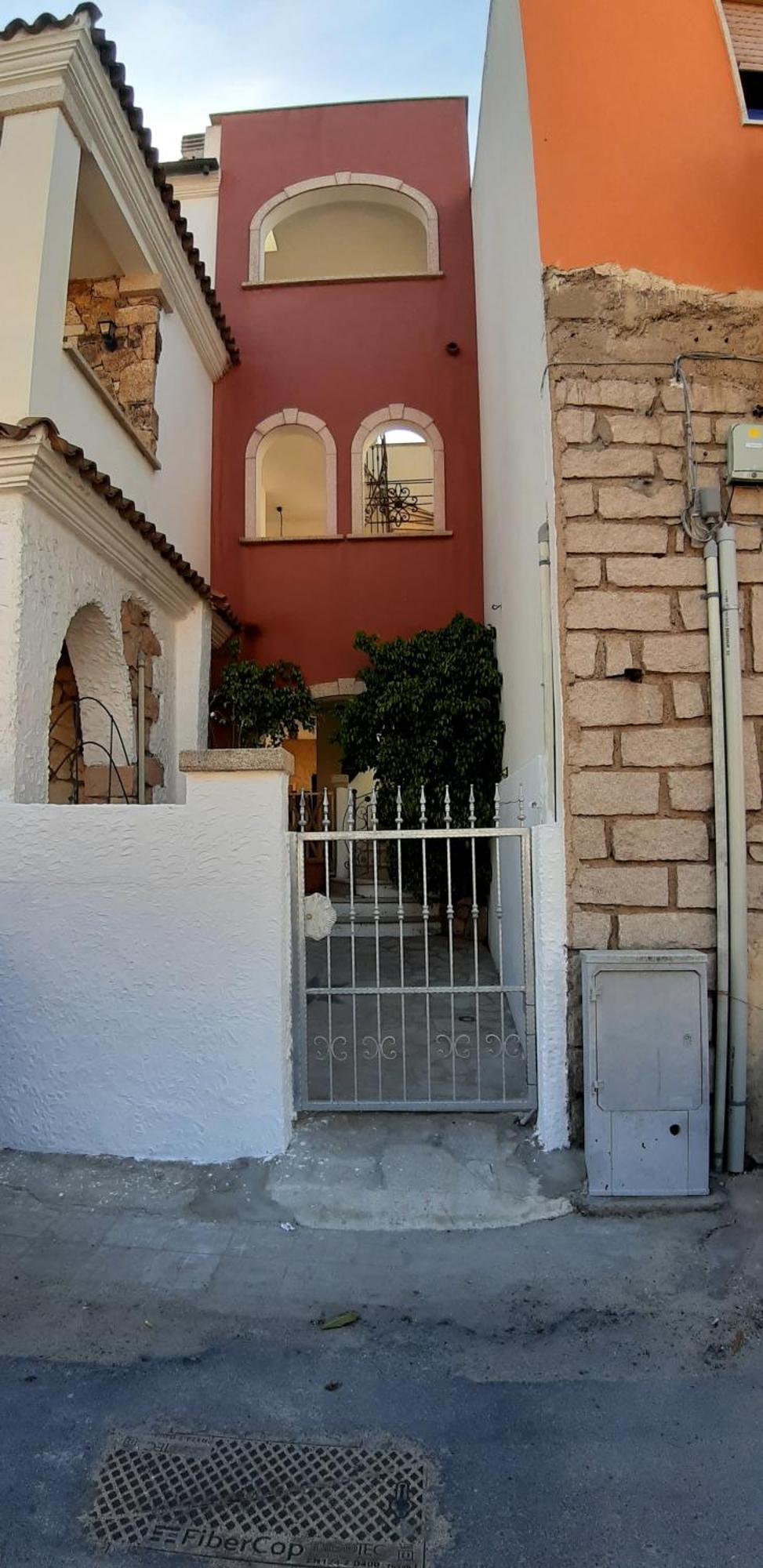 Lo Sguardo Sulla Citta' ,panoramic View Apartment Olbia